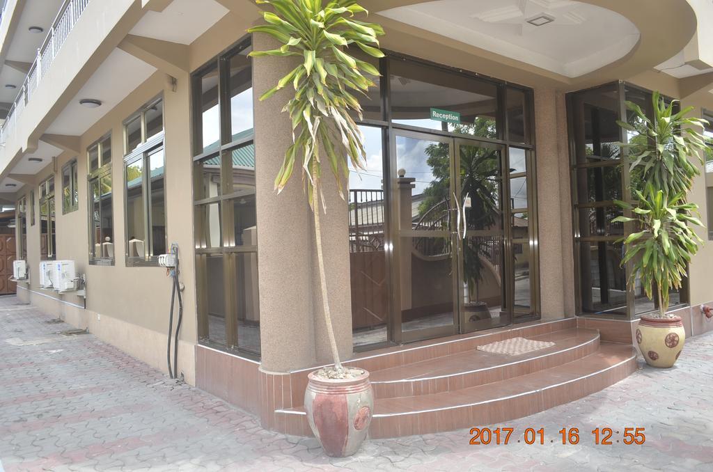 Donsuite Hotel Дар-эс-Саламе Экстерьер фото